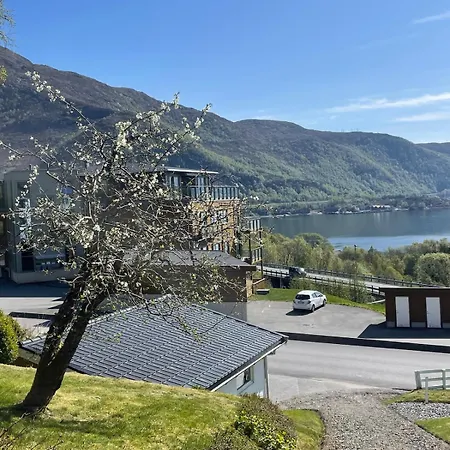 Lejlighed Retro Hus Med Fin Beliggenhet *