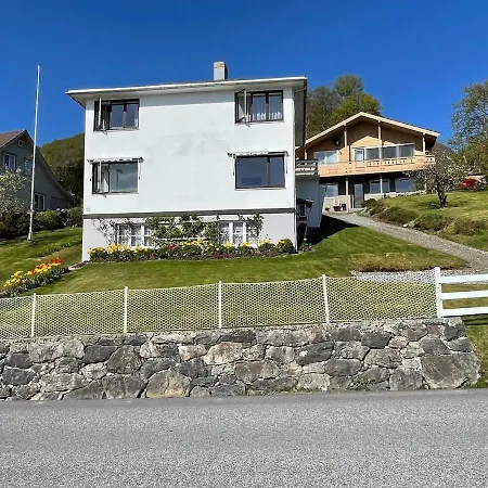 Retro Hus Med Fin Beliggenhet شقة *