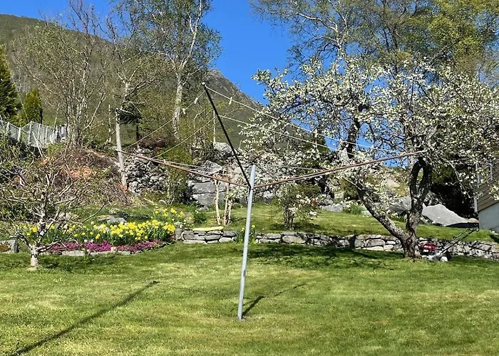 Retro Hus Med Fin Beliggenhet * Haddal