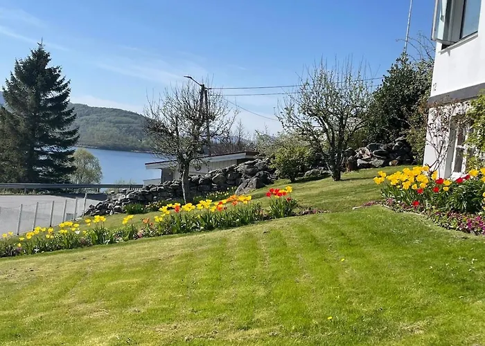 Retro Hus Med Fin Beliggenhet * Haddal